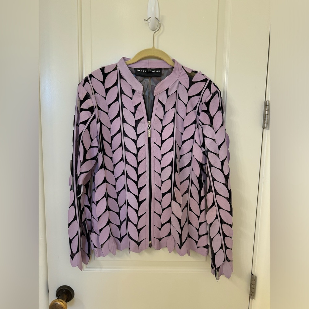 Size L (label says 3XL, it’s not) lavender lambskin leather & mesh jacket